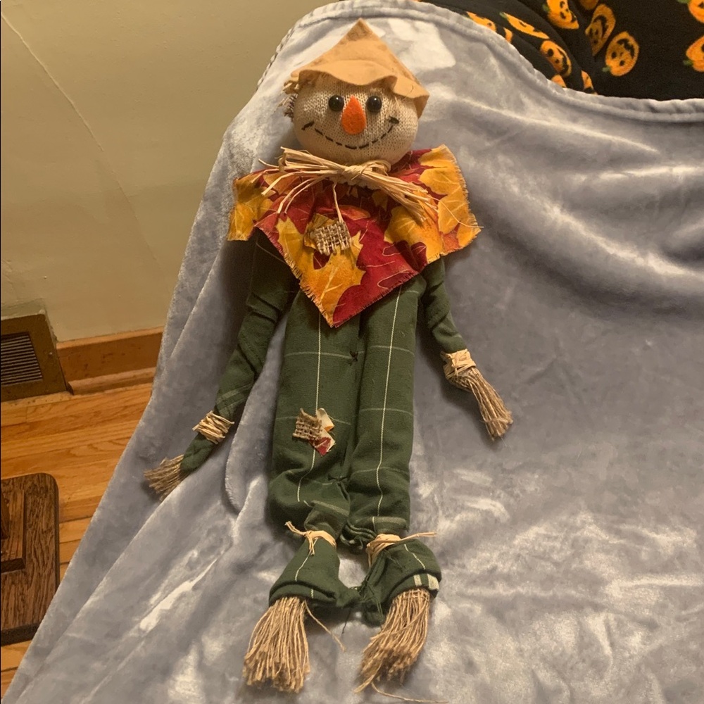 Scarecrow Fall Decoration